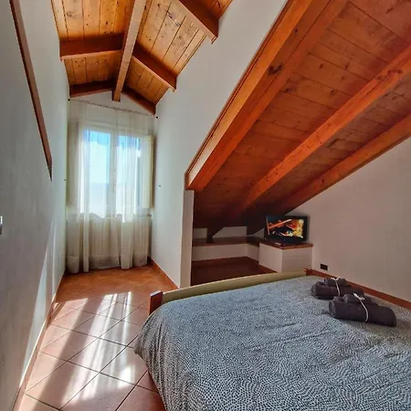 Διαμέρισμα Ana's Place 2 *