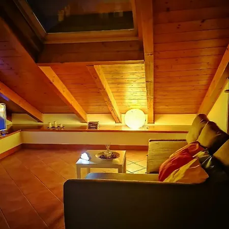 Ana's Place 2 トリノ